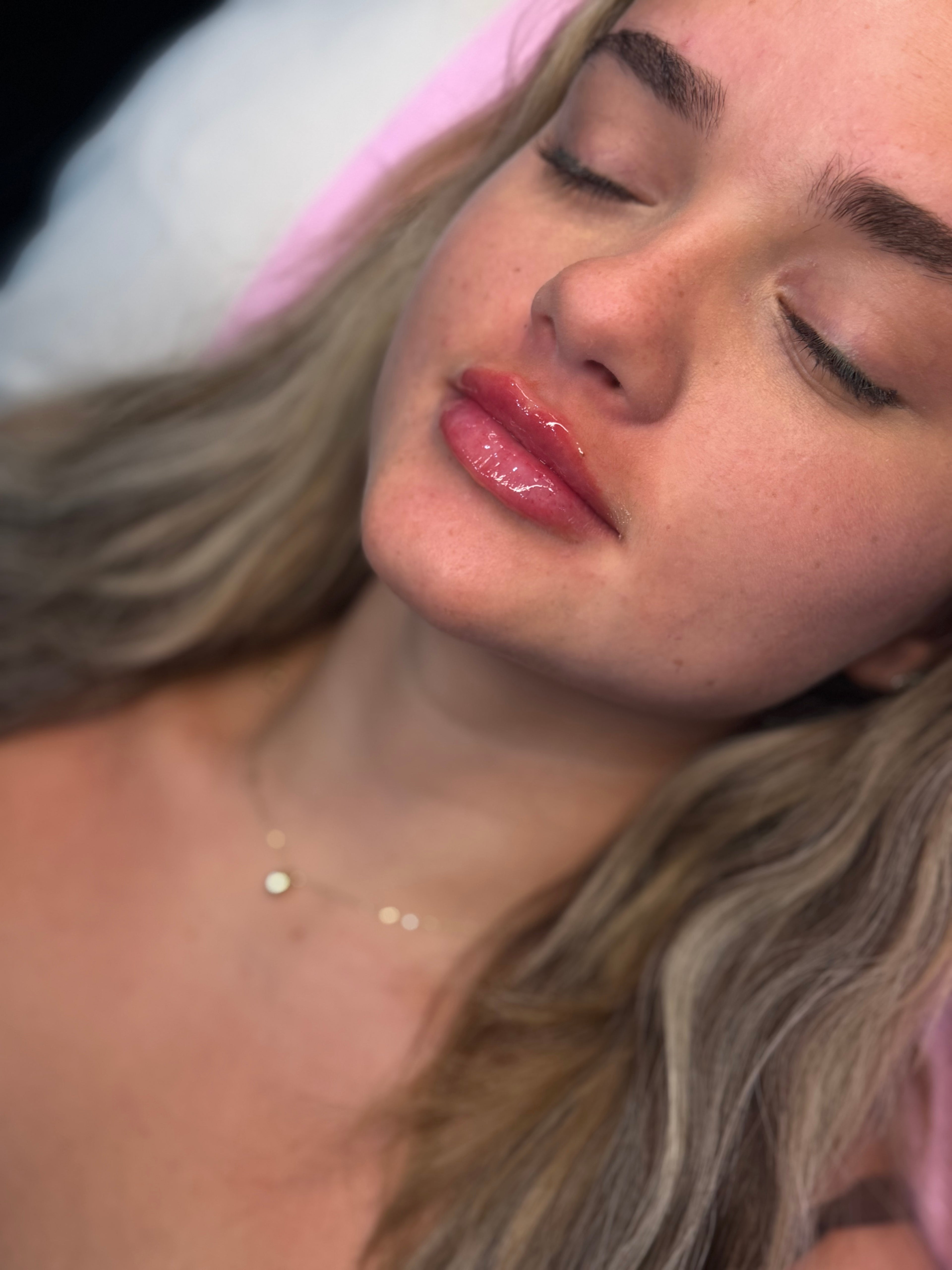 “ The Bomb “ Lip Mask